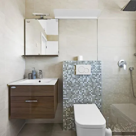 Bosco In With Sea View And Private Pool Only 300 Meters From The * Medulin