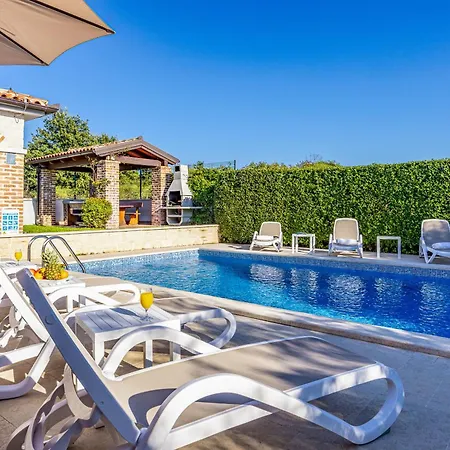 Villa Bosco In With Sea View And Private Pool Only 300 Meters From The