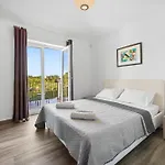 Bosco In With Sea View And Private Pool Only 300 Meters From The
