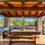 Bosco In With Sea View And Private Pool Only 300 Meters From The * 梅杜林